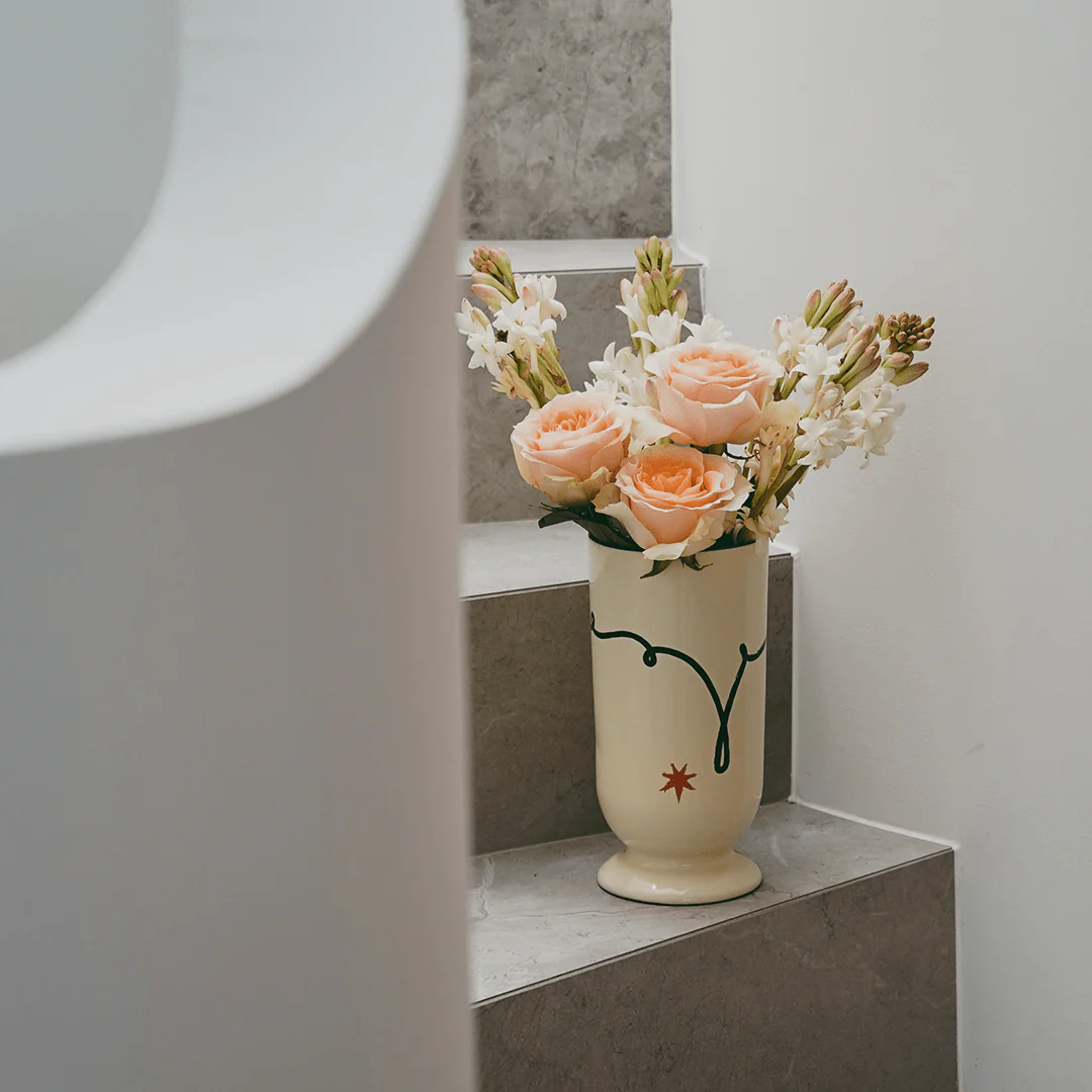 Bouquet Ceramic Vase - Gesture - Image 4
